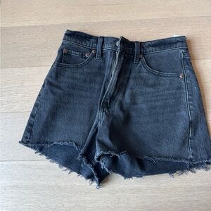 Abercrombie 90s relaxed cutoff shorts